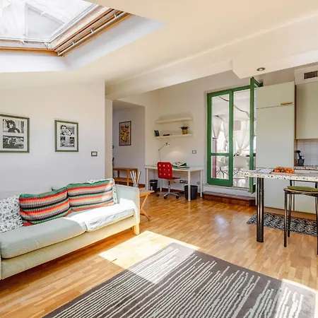 Apartament Italian Experience- L'attico Di *